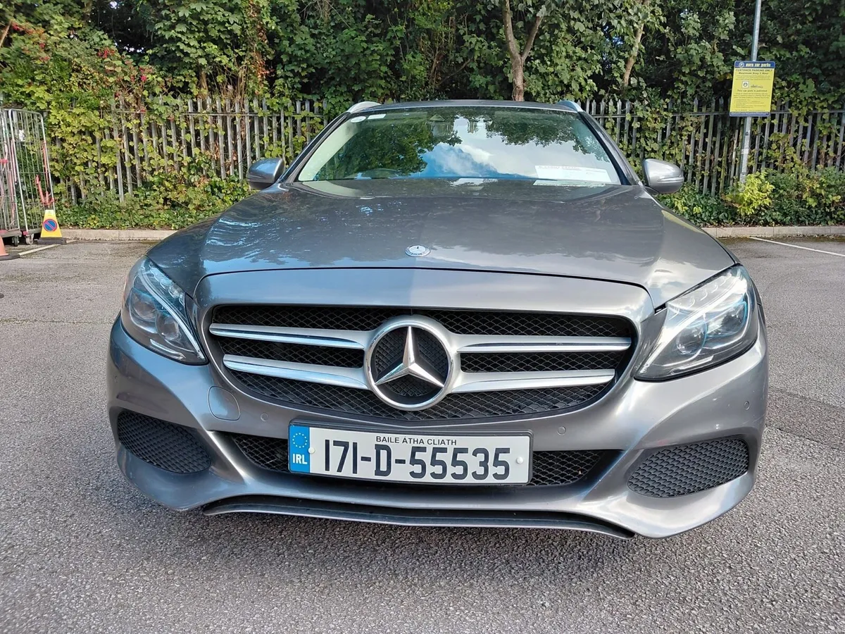 Mercedes C350e Automatic Plug in Hybrid - Image 2