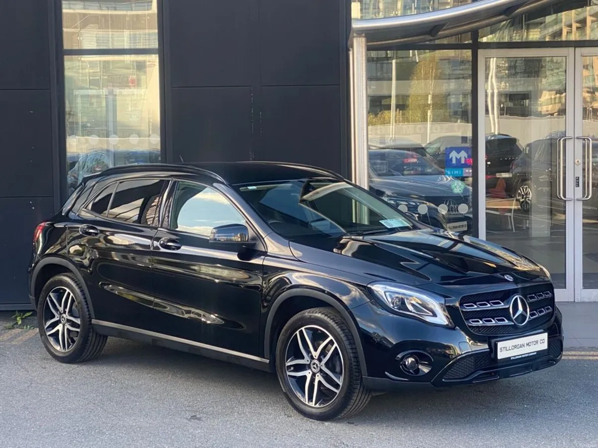 Mercedes-Benz GLA 180 AMG Night Edition Auto - Image 1
