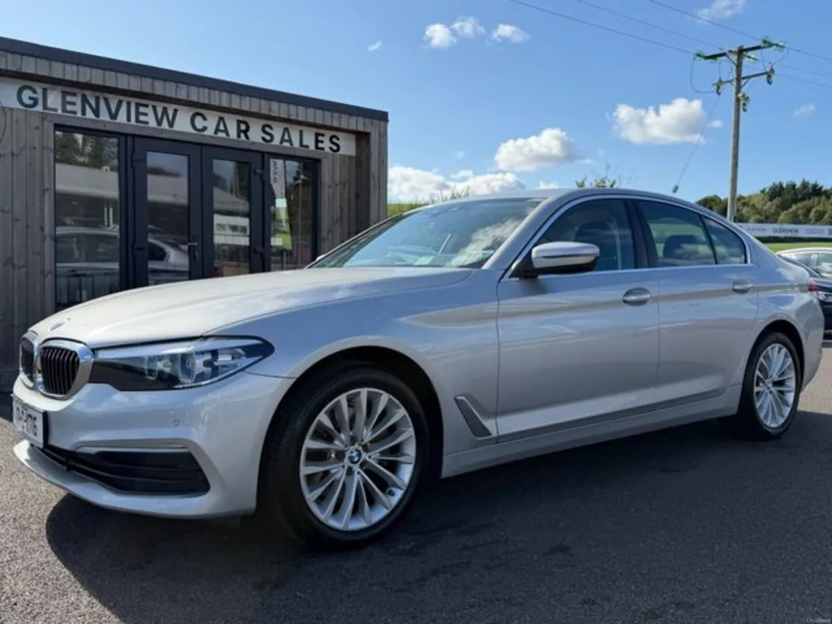 BMW 5-Series 520d Xdrive - FULL HISTORY - Image 3