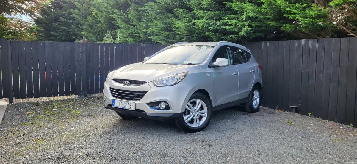 11 HYUNDAI IX35..LOW KM..NCT TODAY..VERY CLEAN - Image 2