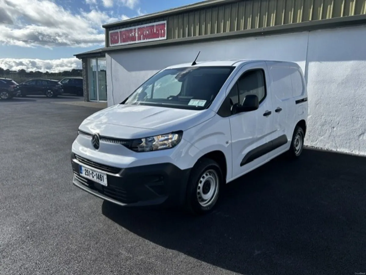 Citroen Berlingo 2025 - Image 2