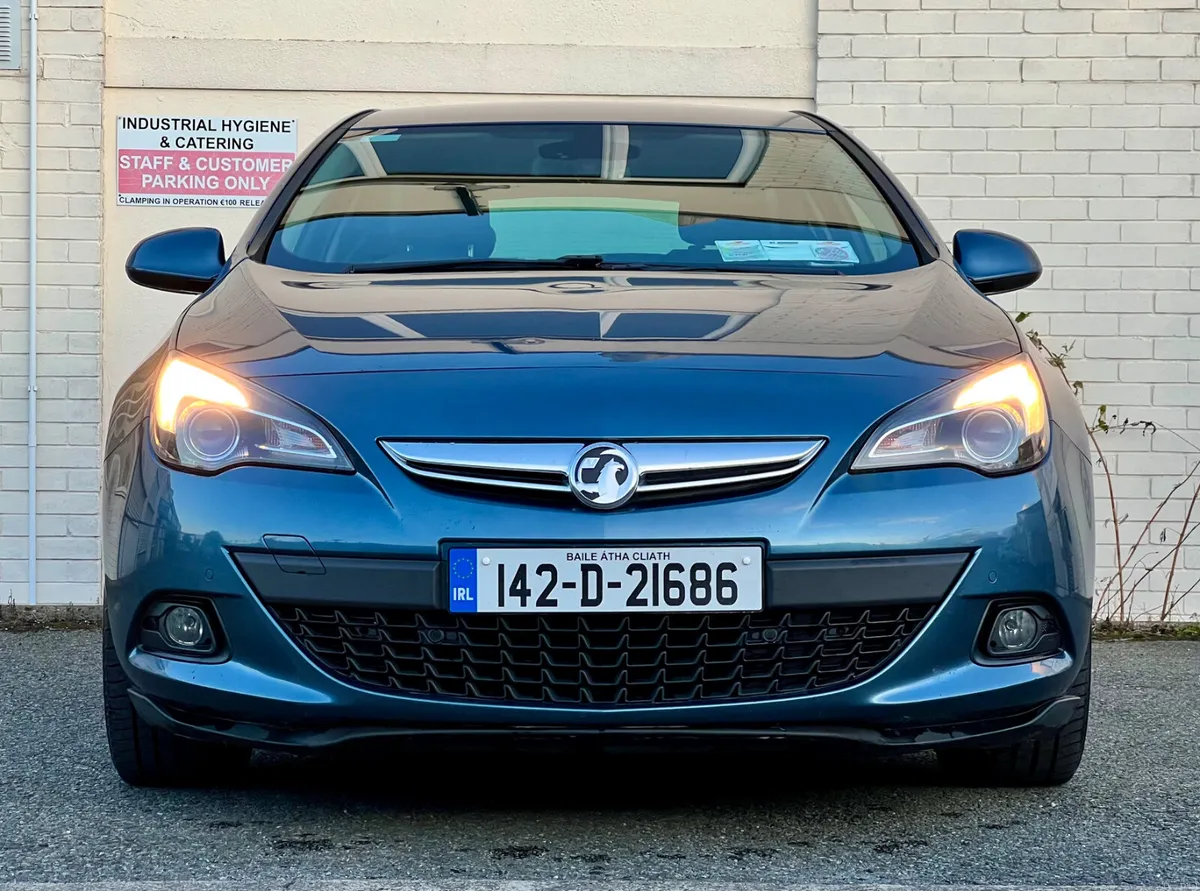 2014 Vauxhall Astra*Fresh Nct Nov 27*Serviced* - Image 2