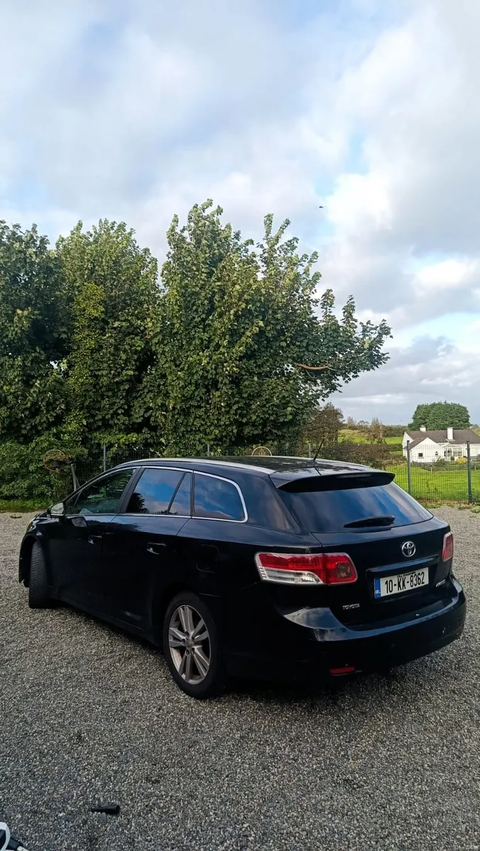 Toyota Avensis 2010 - Image 6
