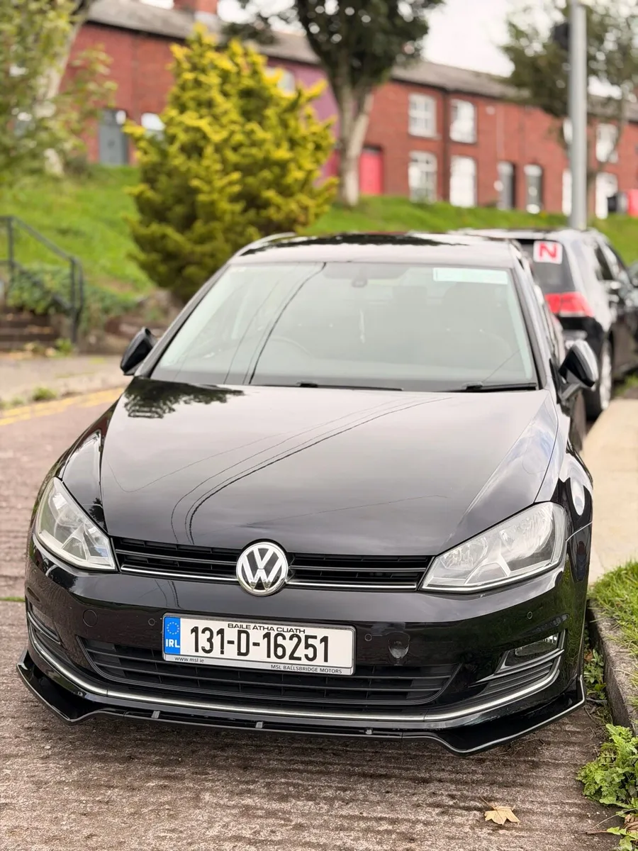 Mk7 Golf 2013 TDI High-line low Km - Image 1