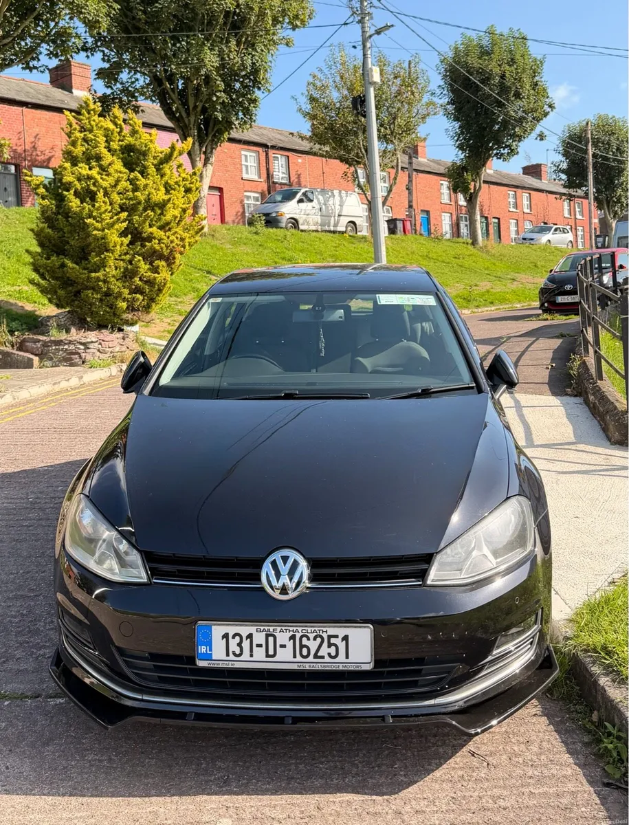 Mk7 Golf 2013 TDI High-line low Km - Image 2