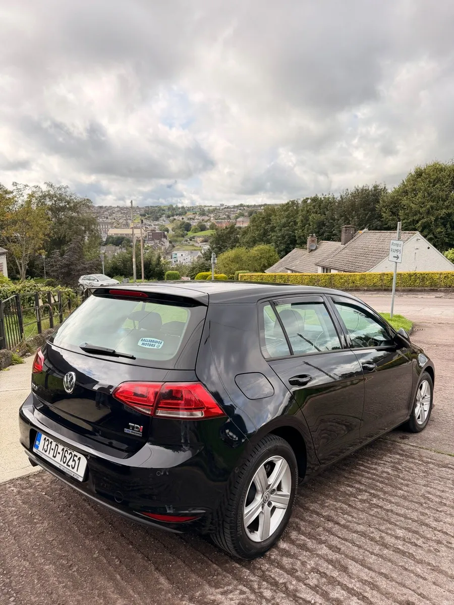 Mk7 Golf 2013 TDI High-line low Km - Image 3