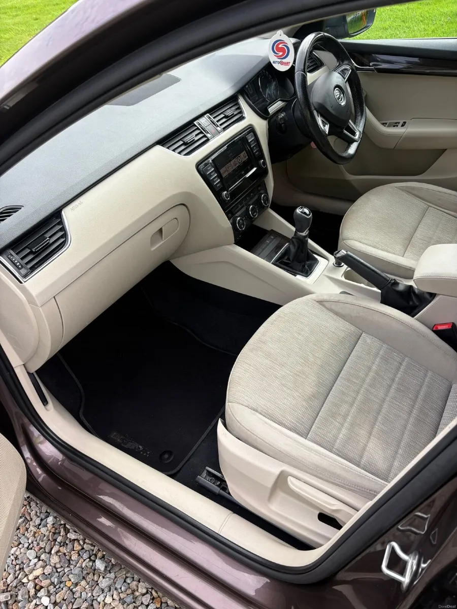 Skoda Octavia 2016 - Image 4