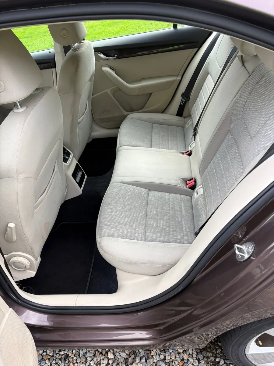 Skoda Octavia 2016 - Image 5
