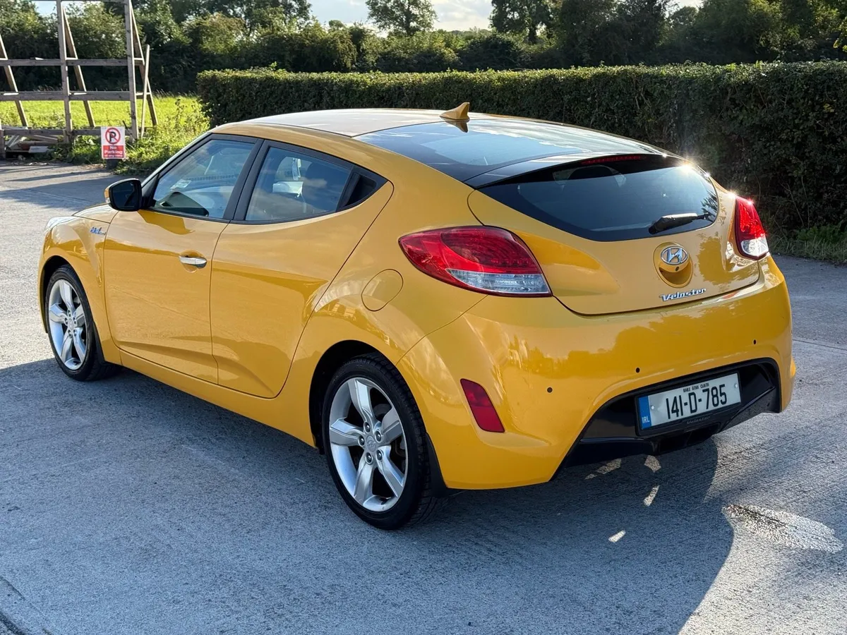 141 Hyundai Veloster 203k kms NEW NCT 05/27 - Image 3