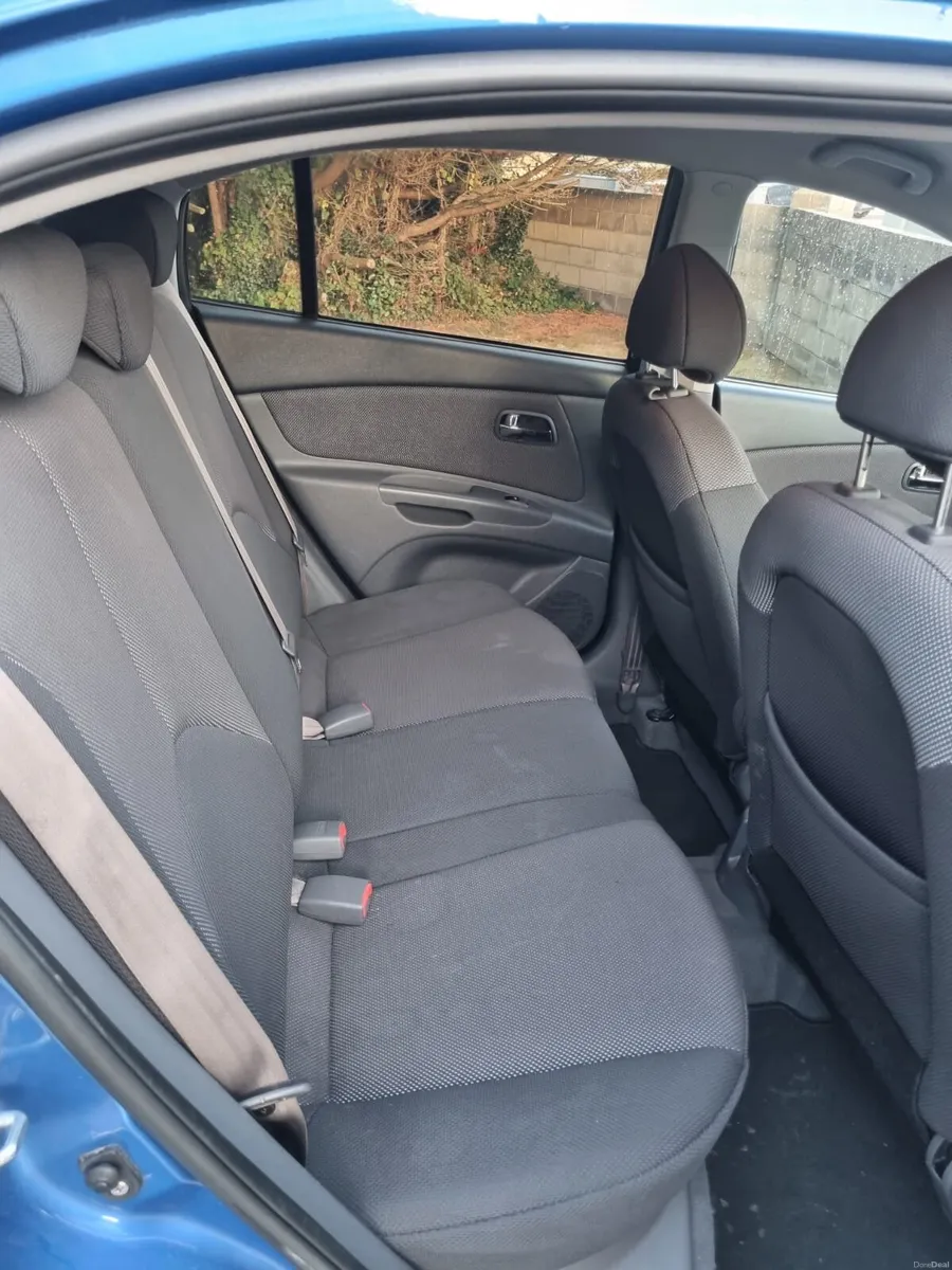 AUTOMATIC Kia Rio Nct 3-27 serviced - Image 6