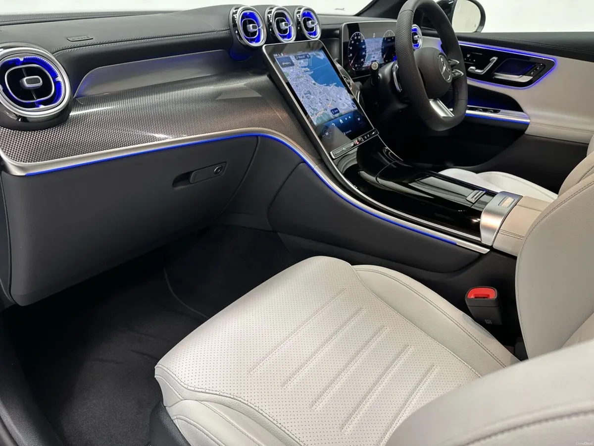 Mercedes-Benz GLC GLC220 D 4Matic Coupe AMG Line - Image 6