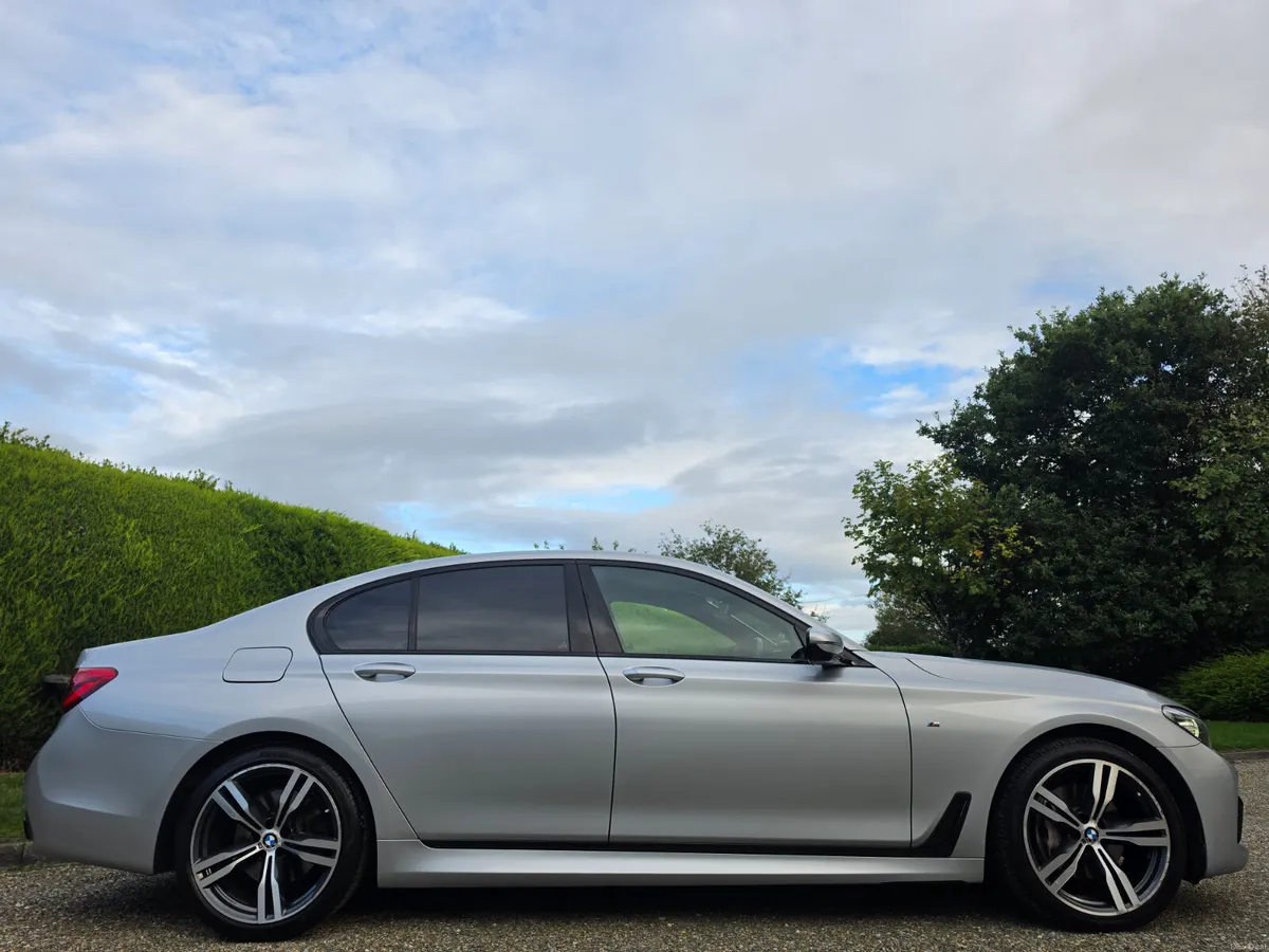 162'BMW 730D M-SPORT - Image 2
