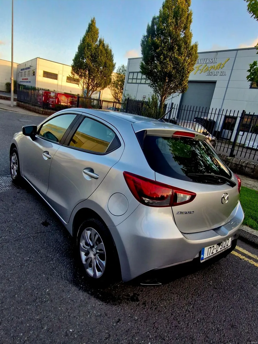 Mazda Demio 2017, automatic , petrol - Image 3