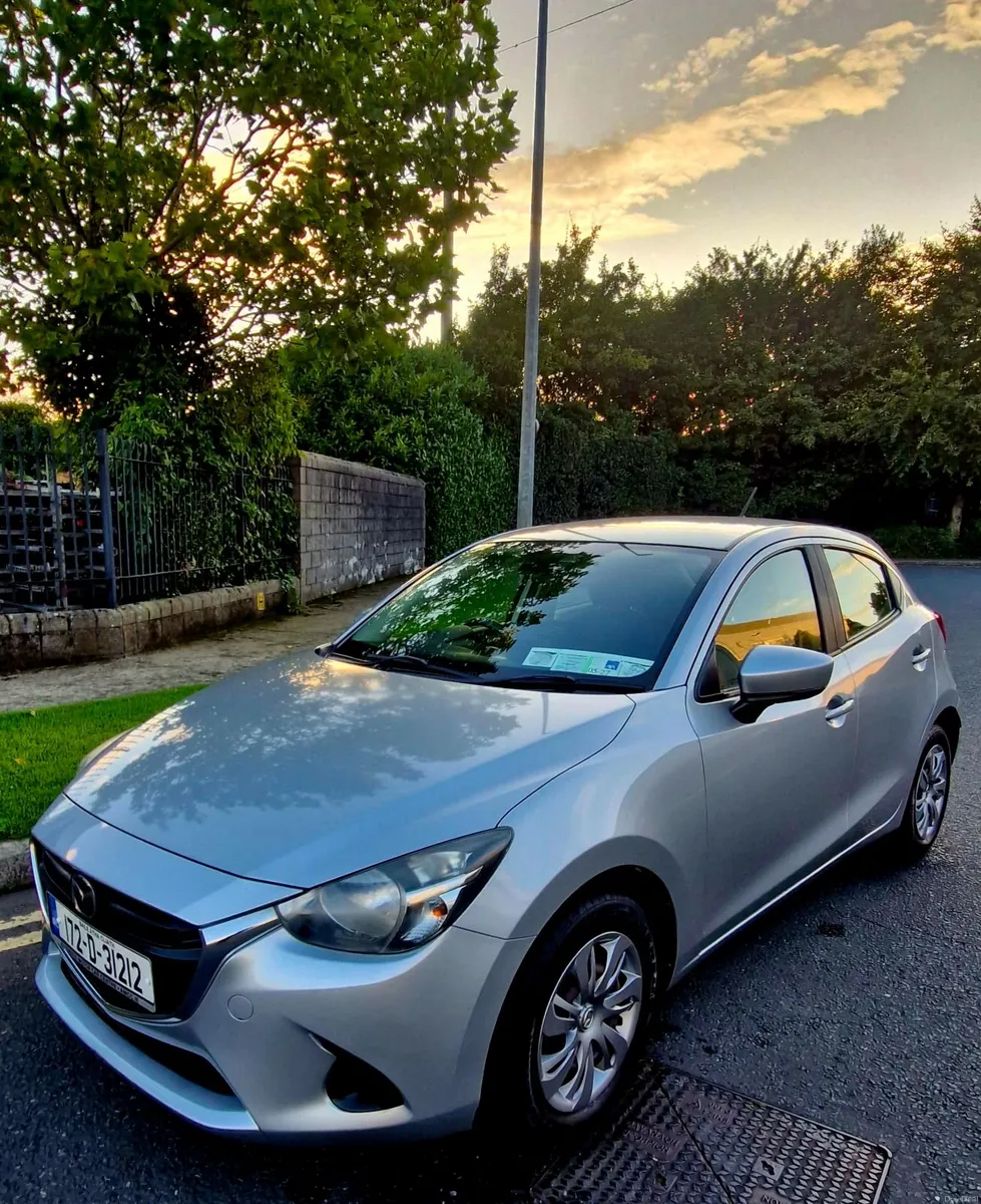 Mazda Demio 2017, automatic , petrol - Image 5