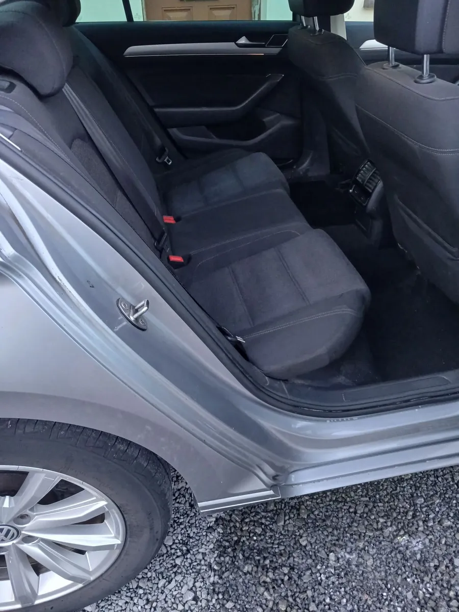 2019 VW Passat 2.0TDI 150 BHP - Image 6