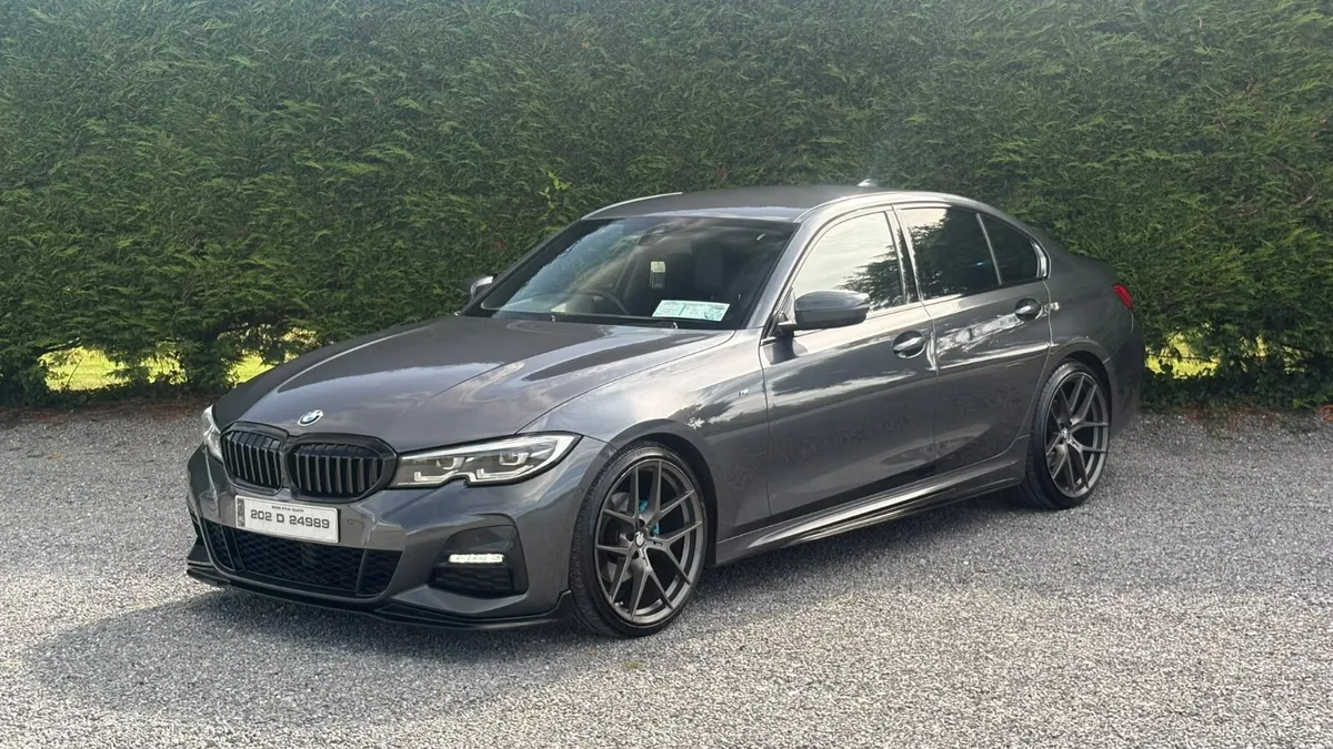 BMW 3-Series 2020 - Image 1