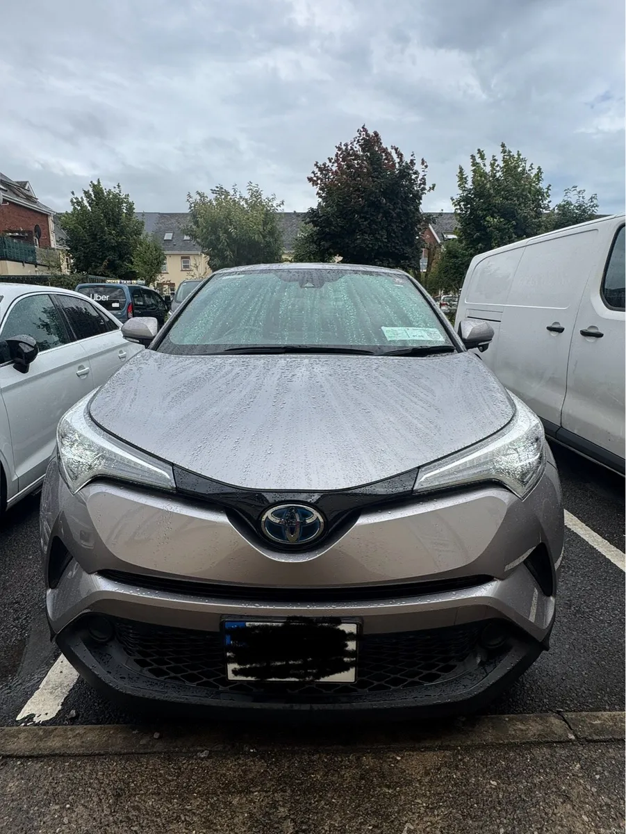 Toyota CHR 2019 - Image 2
