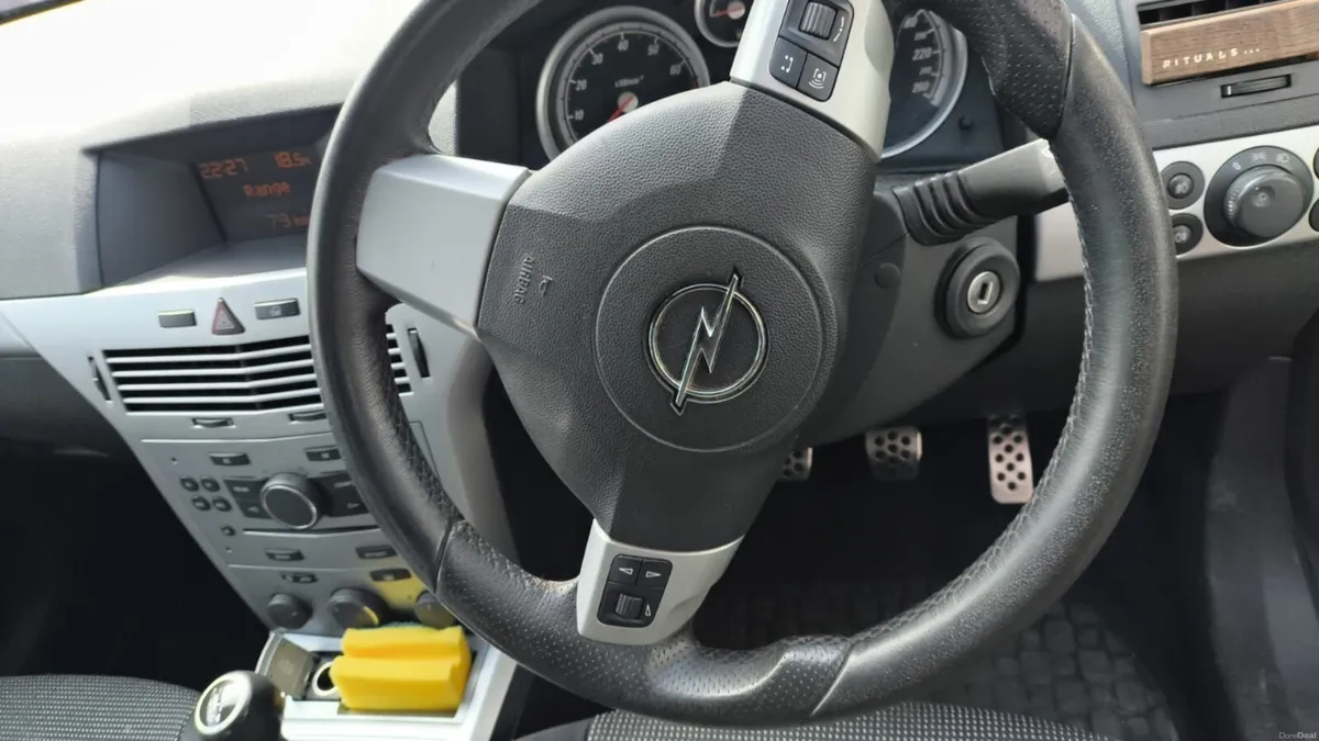 Opel Astra 2008 - Image 5
