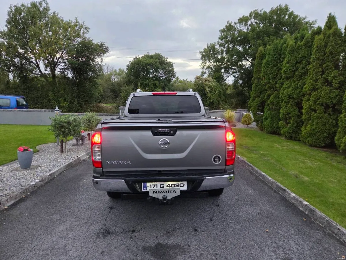 2017 Nissan Navara Auto - Image 5