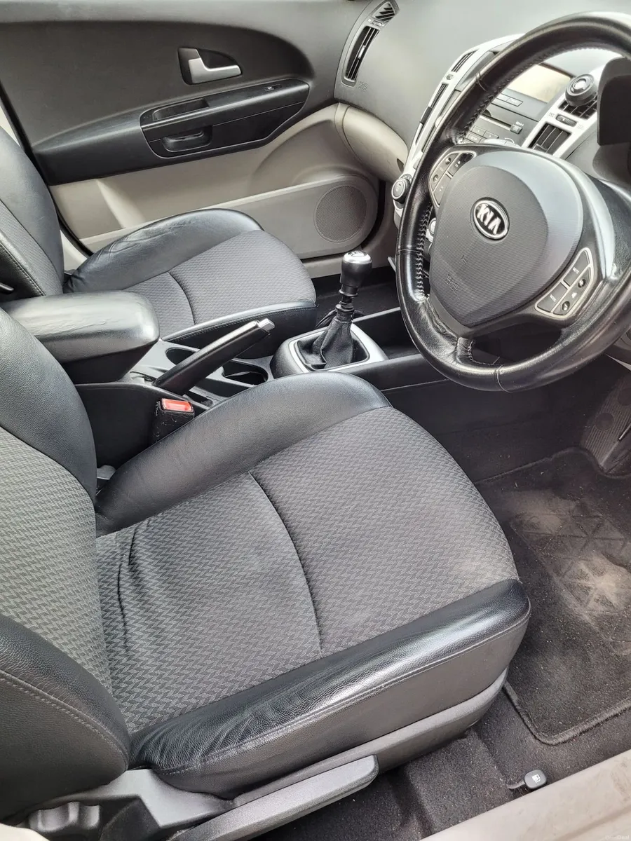 Kia Ceed 2008 - Image 4