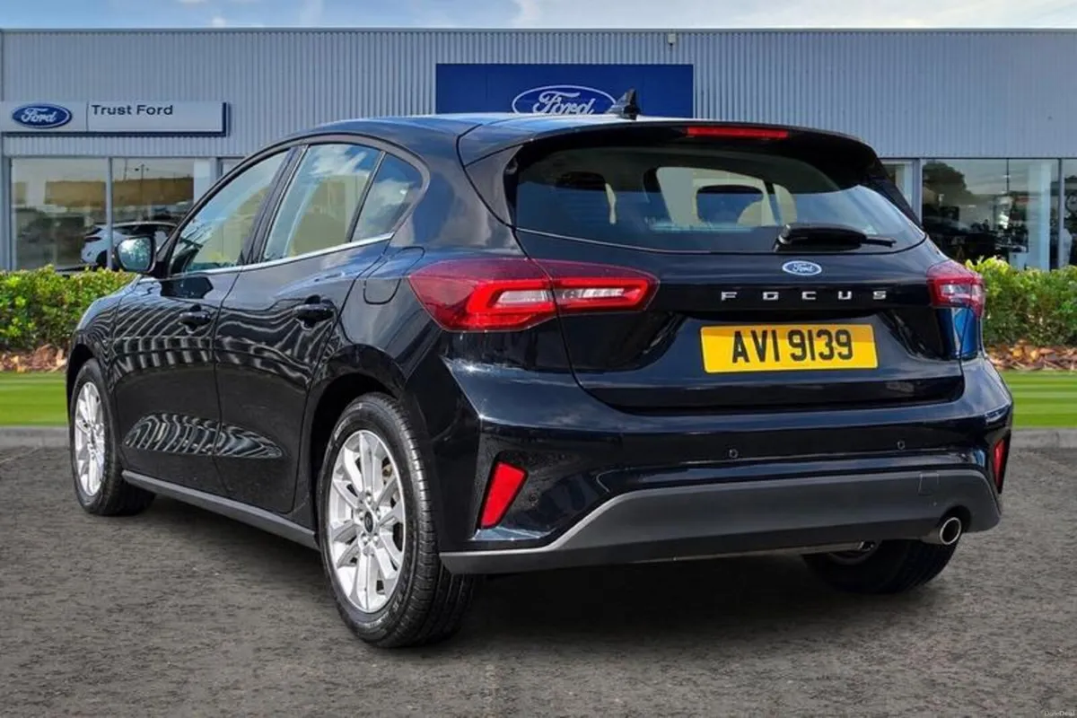 Ford Focus 1.0T EcoBoost MHEV Titanium Hatchback 5 - Image 2
