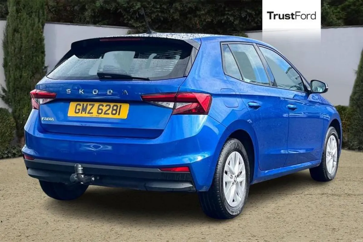 Skoda Fabia 1.0 TSI 116 SE Edition 5dr - Image 4