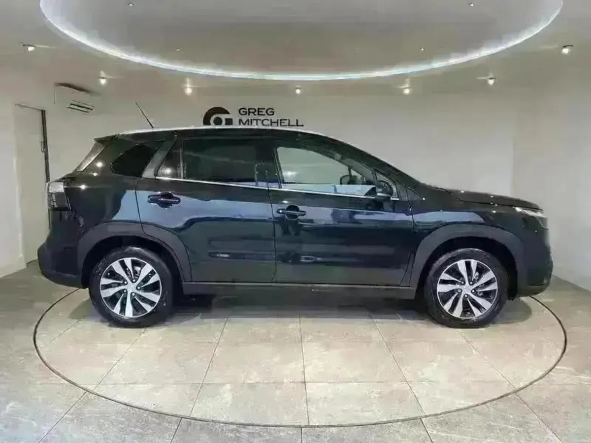 Suzuki S-CROSS 1.4 Boosterjet MHEV 109 Ultra 5dr - Image 4