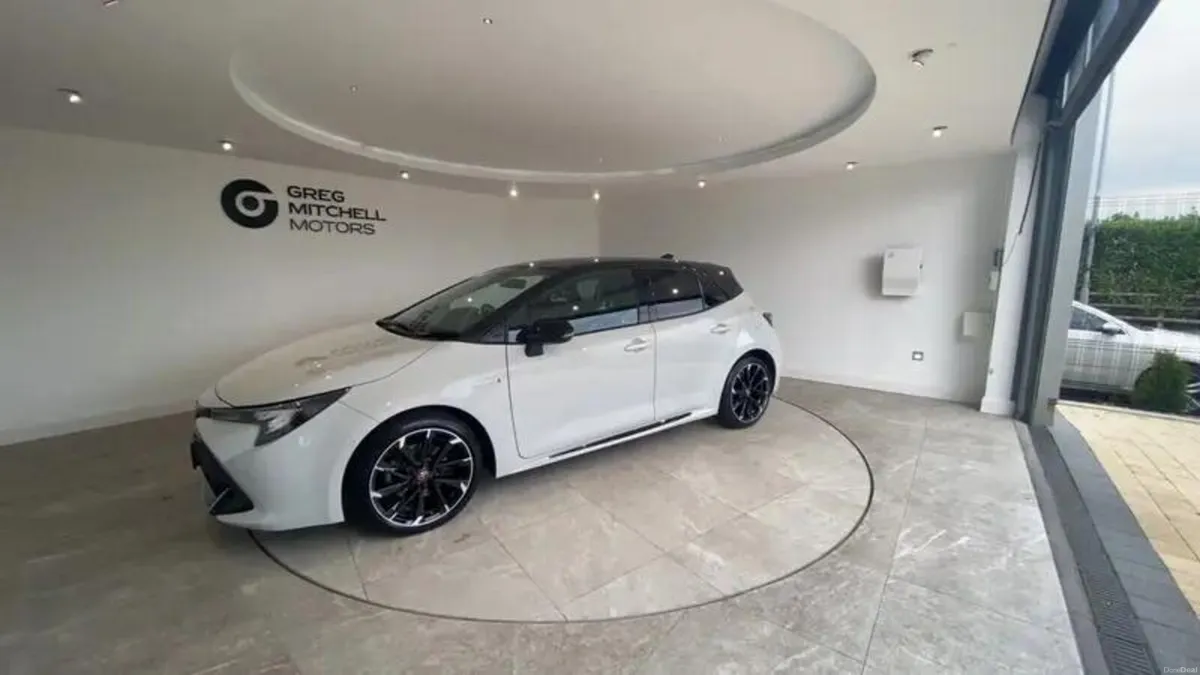 Toyota Corolla 2.0 VVT-i Hybrid GR Sport 5dr CVT - Image 5