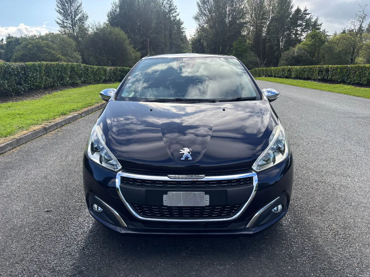 PEUGEOT 208 1.2 AUTO 2017 - Image 2
