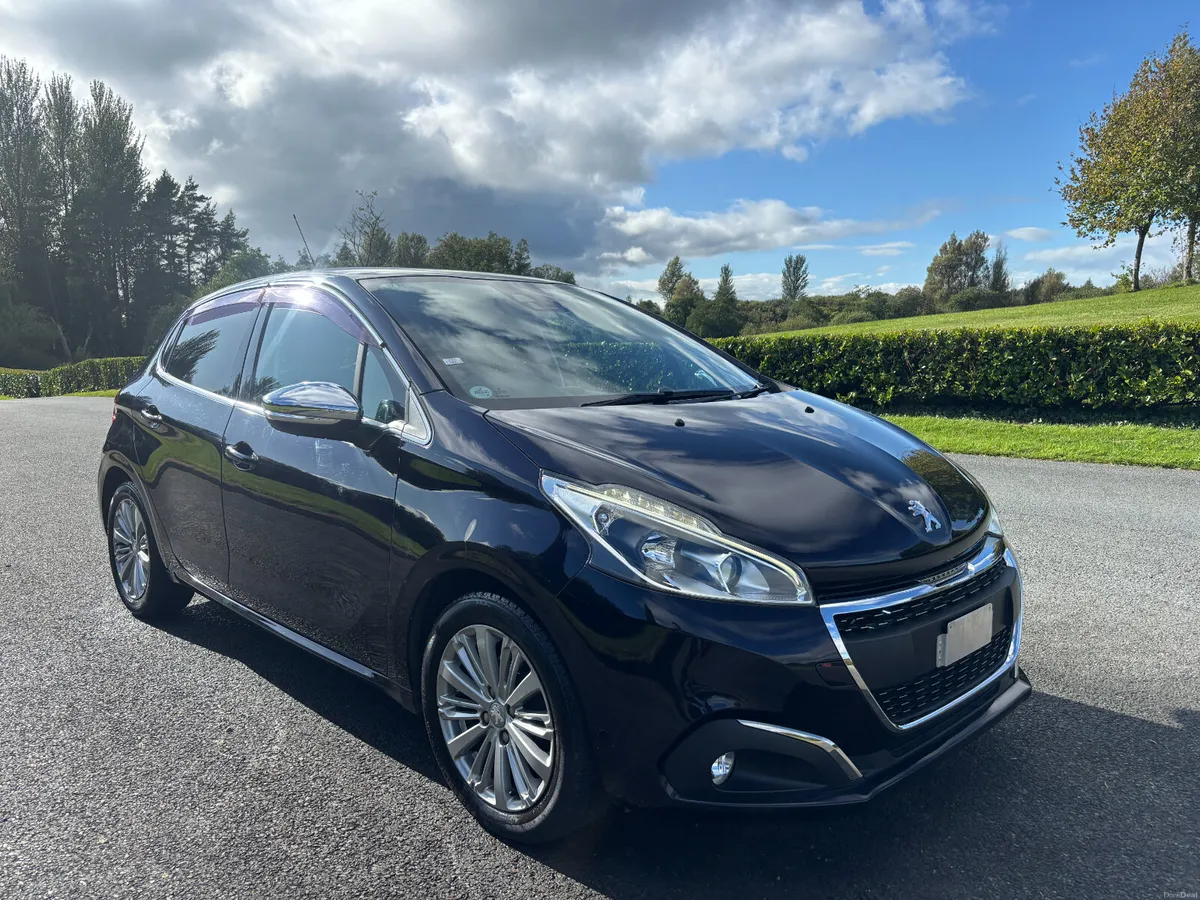 PEUGEOT 208 1.2 AUTO 2017 - Image 1