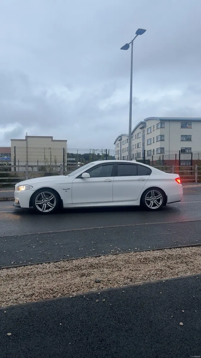 2012 Ice White BMW Auto 520d F-10 M-Sport - Image 4