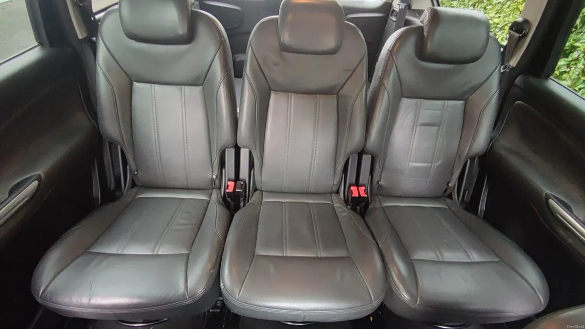 Ford Galaxy 2012 7 seater - Image 2