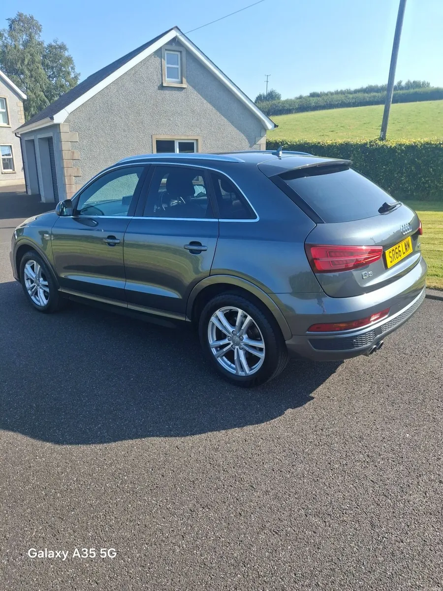 Audi Q3 2017 - Image 6