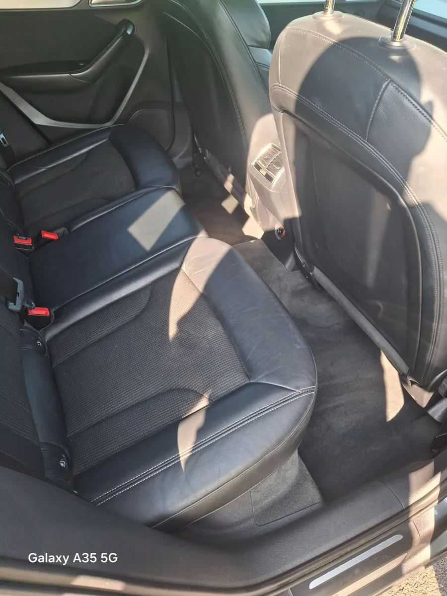 Audi Q3 2017 - Image 2