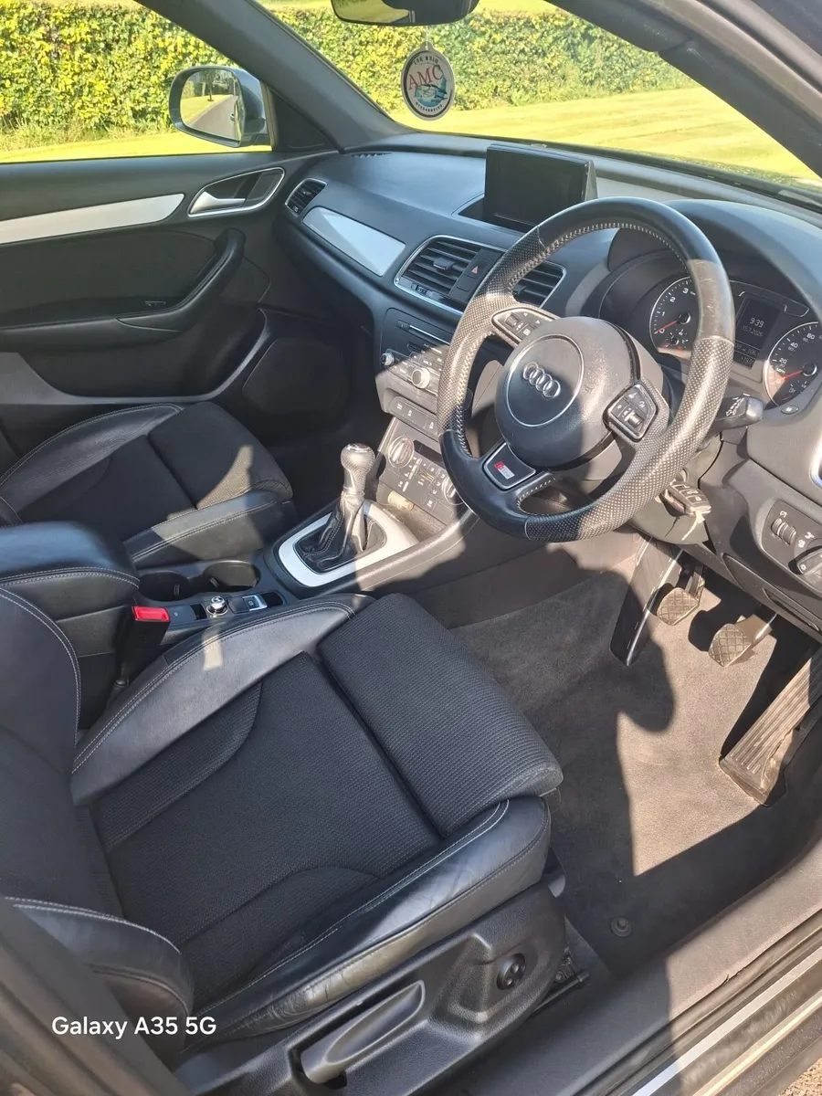 Audi Q3 2017 - Image 4