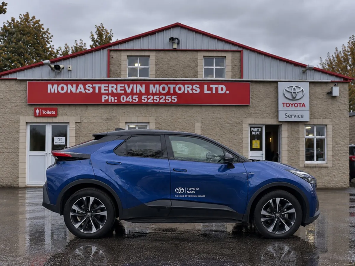 Toyota C-HR *ORIGINAL IRISH CAR* HEV SPORT+ C-HR - Image 3