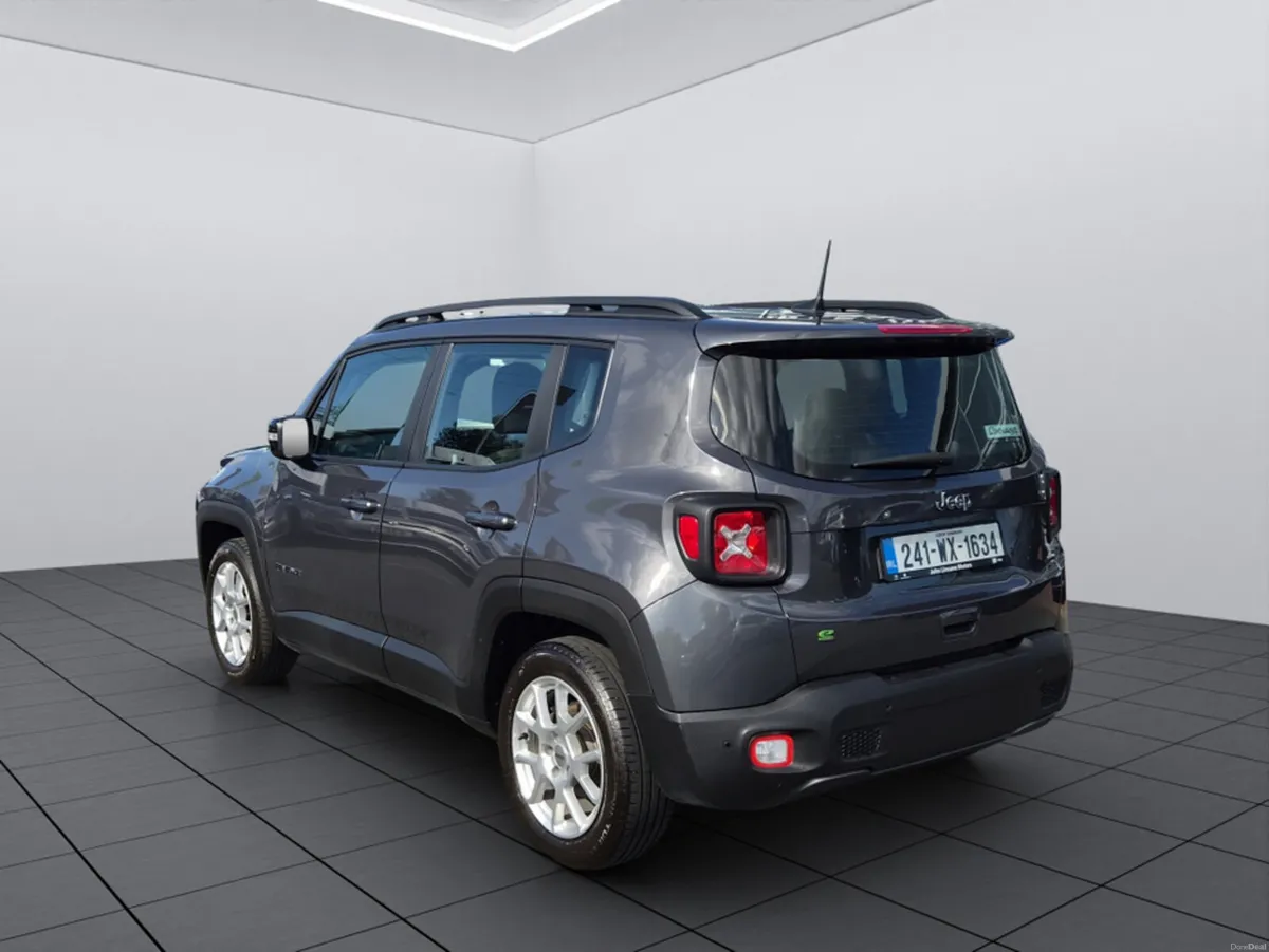 Jeep Renegade LIMITED EDITION 1.5 MHEV 5DR - Image 3