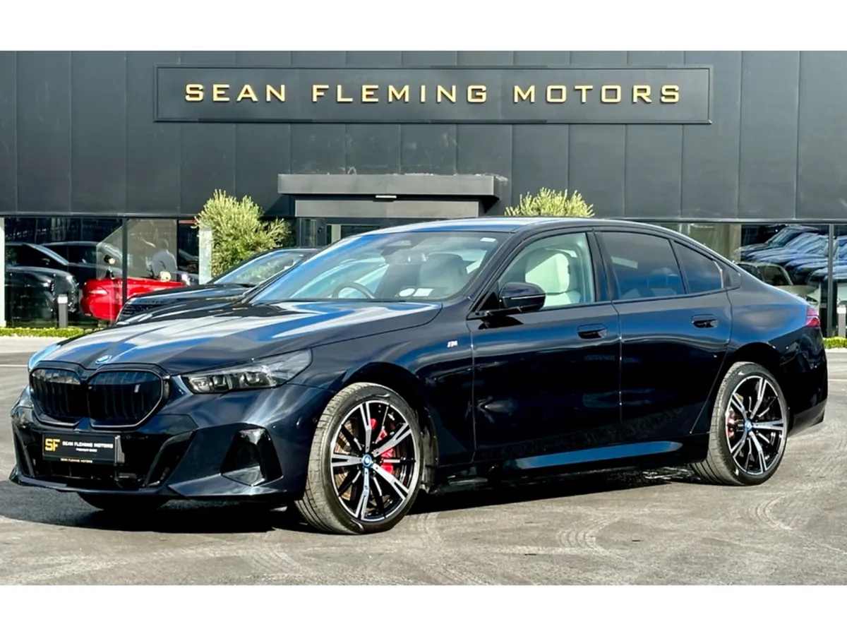 BMW i5 G60 EDRIVE40 M SPORT - Image 2