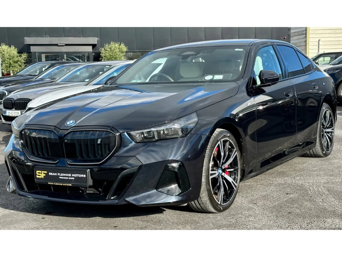 BMW i5 G60 EDRIVE40 M SPORT - Image 4