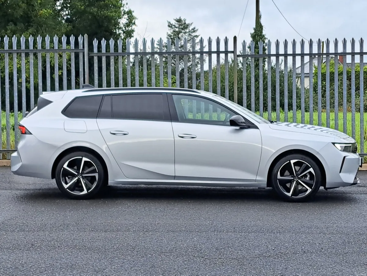 Opel Astra ELEGANCE TOURER 1.5TD 130BHP 8 SPEED AU - Image 4