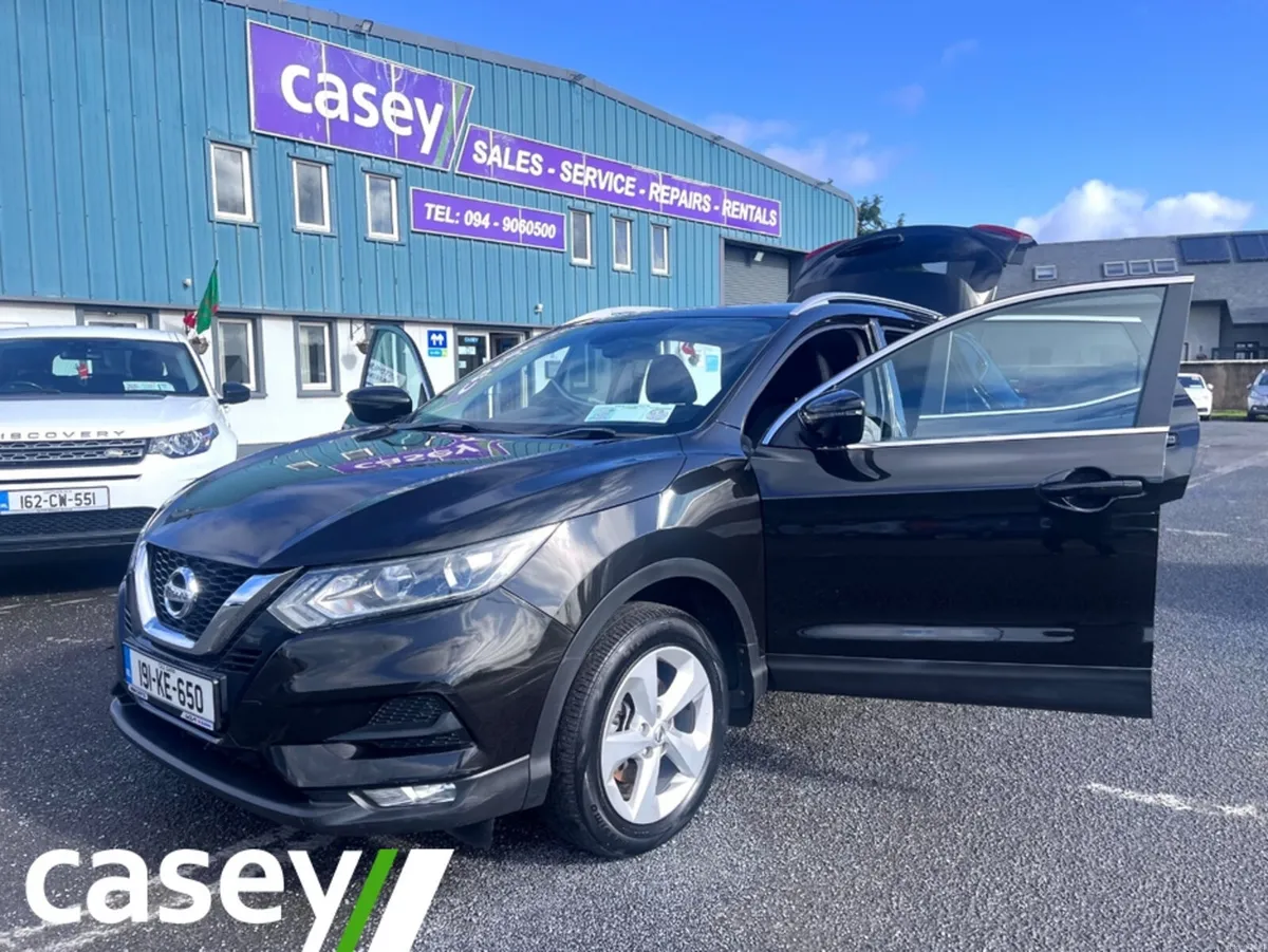 Nissan Qashqai 1.5 SV 18 4DR - Image 6