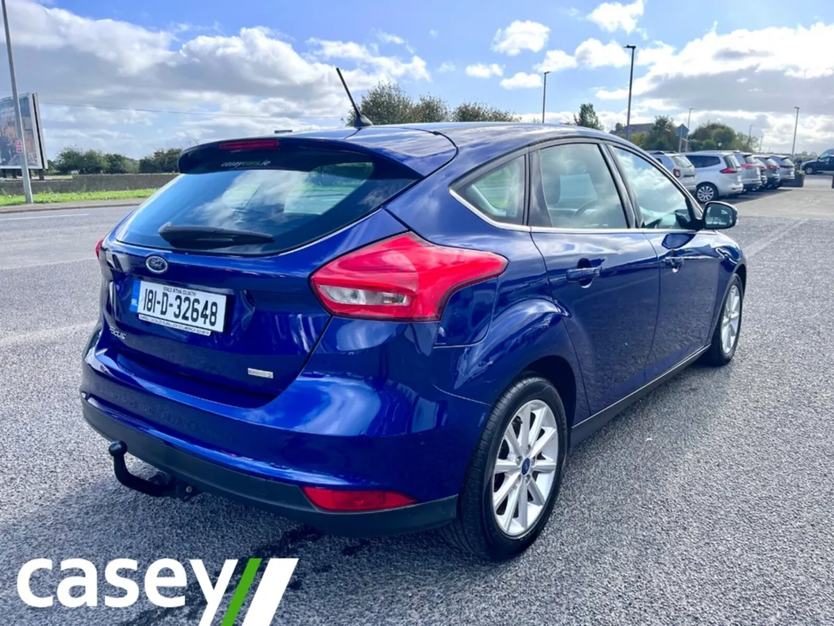 Ford Focus TITANIUM 1.0 125PS 6SPEED - Image 4