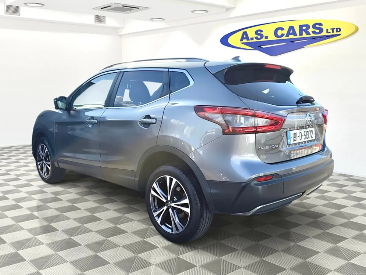 Nissan Qashqai 1.5 DCI N-CONNECTA ** 360 CAMERAS * - Image 6