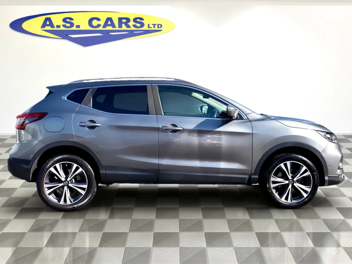 Nissan Qashqai 1.5 DCI N-CONNECTA ** 360 CAMERAS * - Image 4
