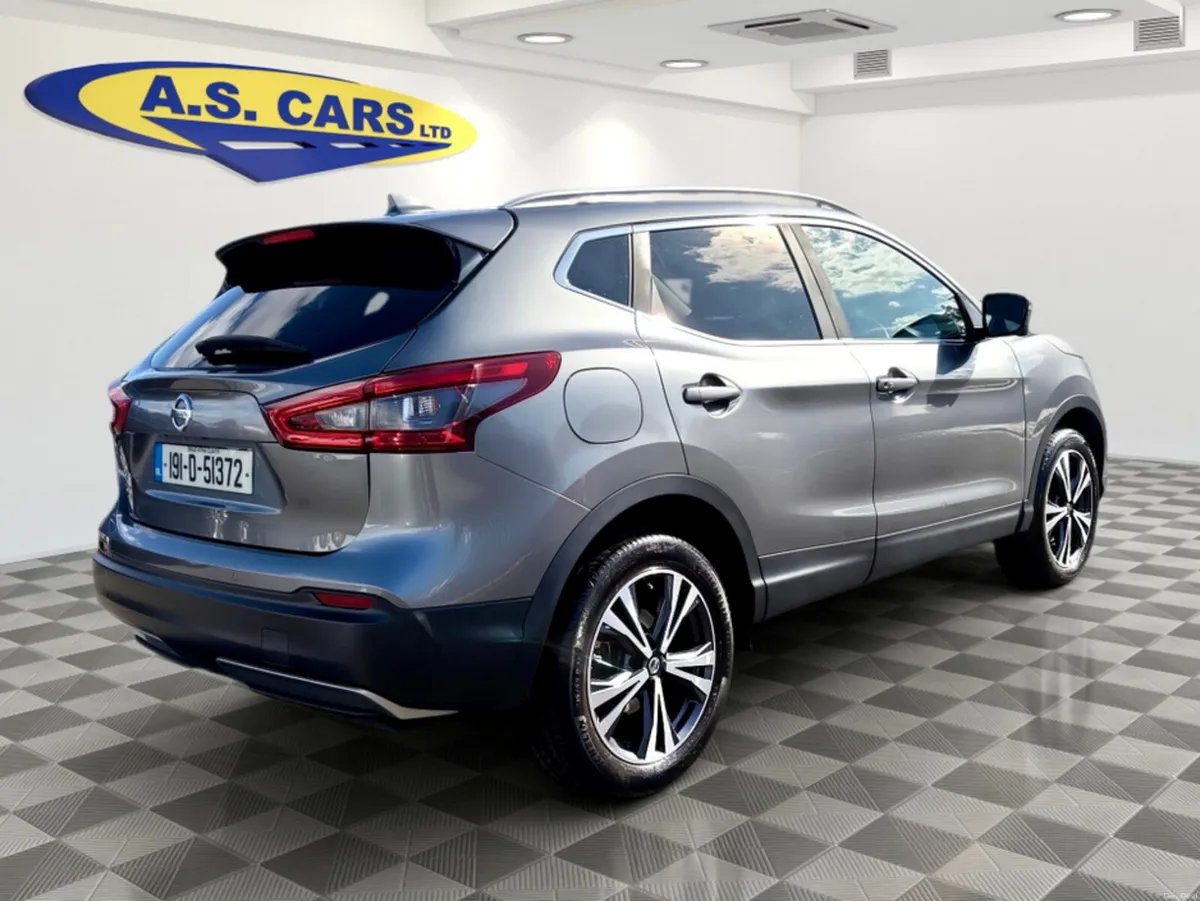 Nissan Qashqai 1.5 DCI N-CONNECTA ** 360 CAMERAS * - Image 5