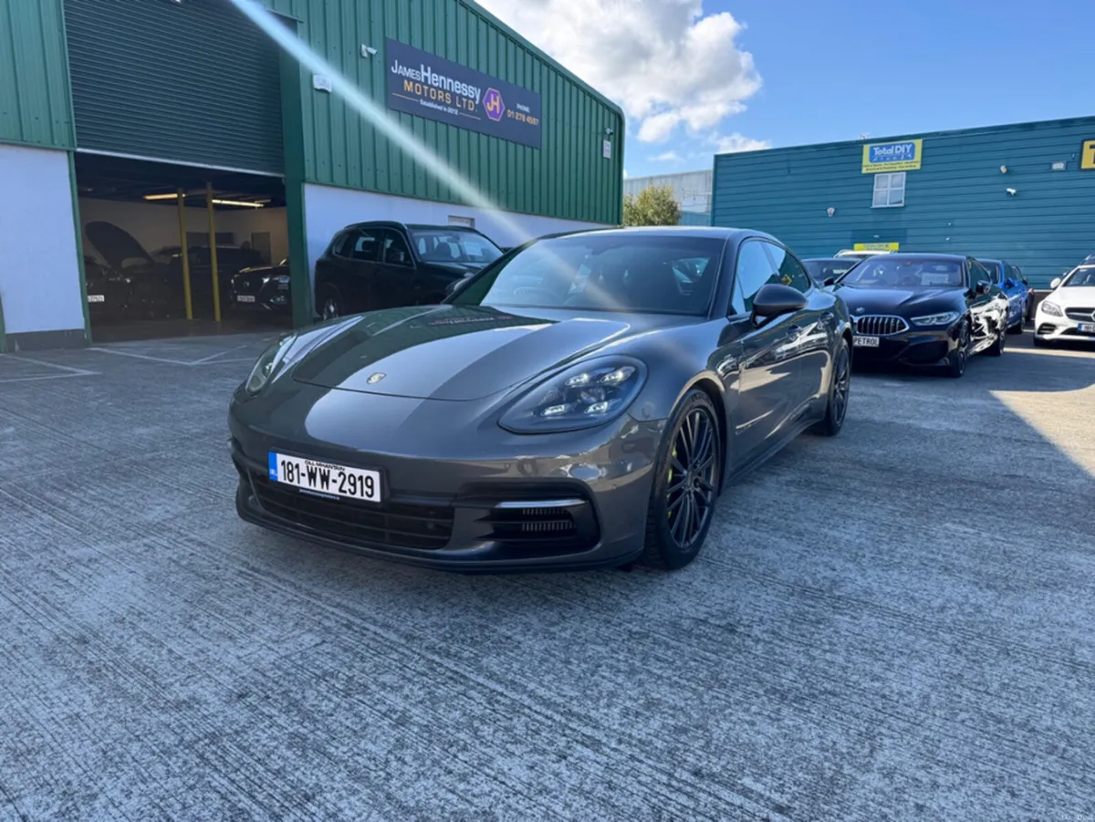 Porsche Panamera 2.9 E-HYBRID S-A 5 DOORS - Image 1