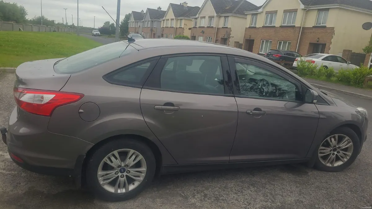 Ford Focus 2013 - Image 4