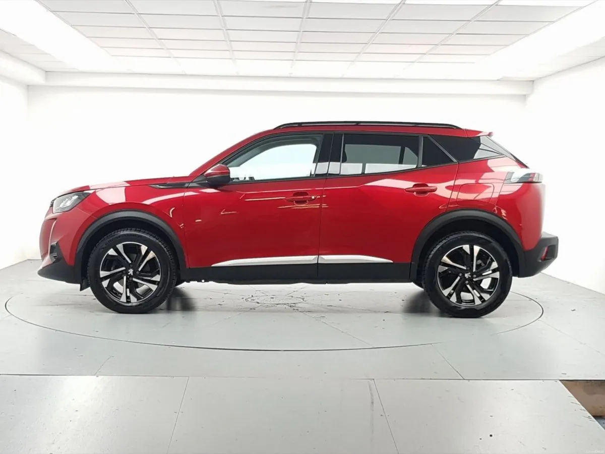 Peugeot 2008 1.2 Puretech 100bhp Allure - Image 5