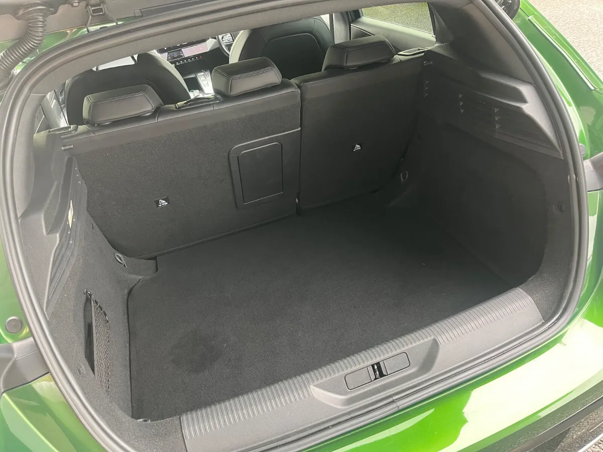 Peugeot 308 2022 - Image 5