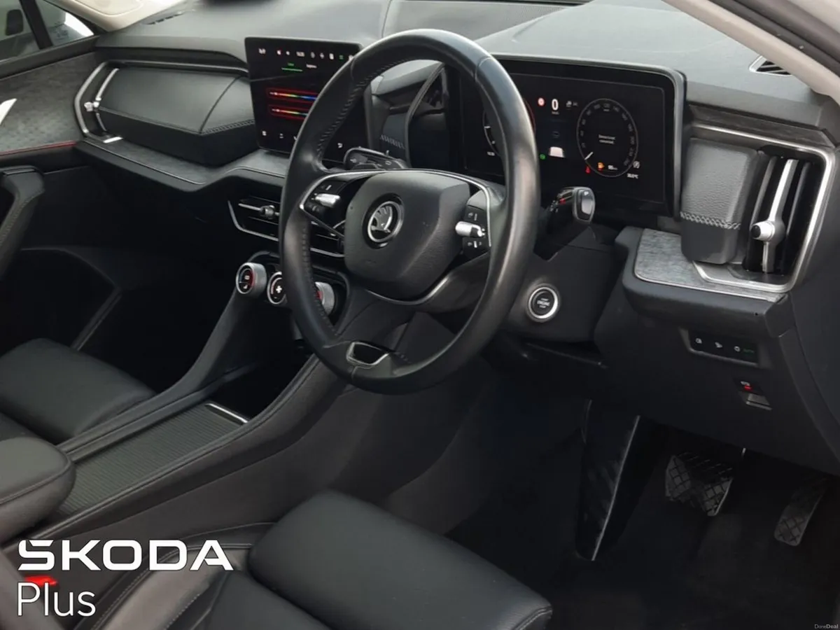 Skoda Kodiaq **PANORAMIC SUNROOF**20" WHEELS**SELE - Image 6